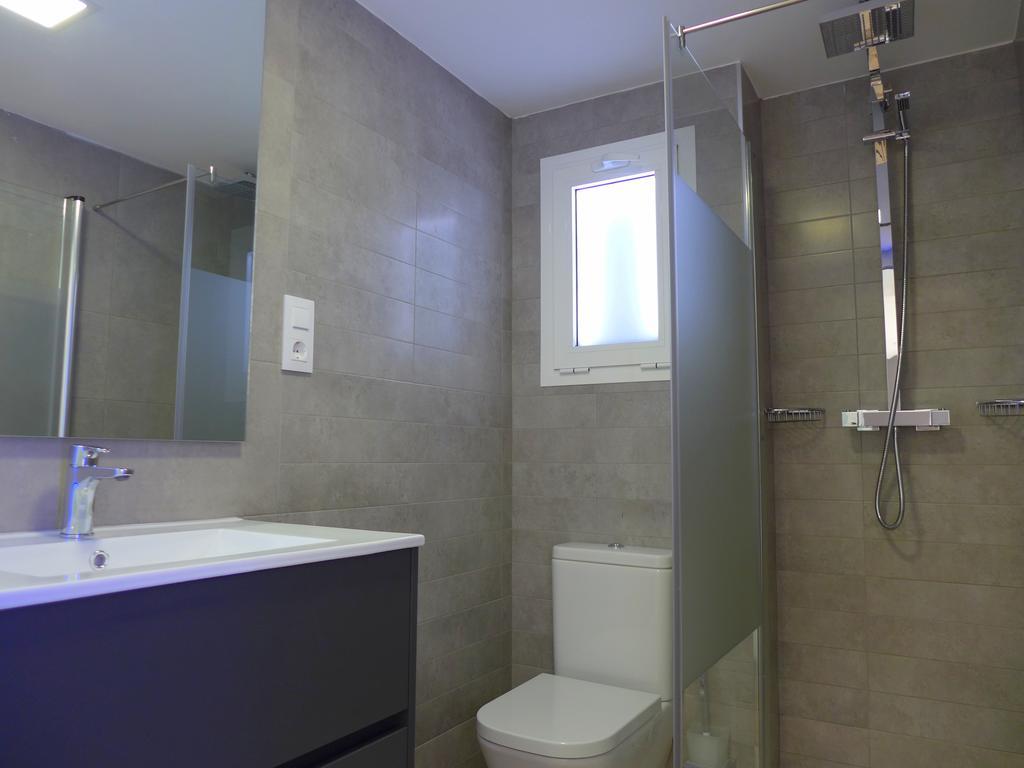 Rentalmar Navarra Family Suites Salou Pokoj fotografie