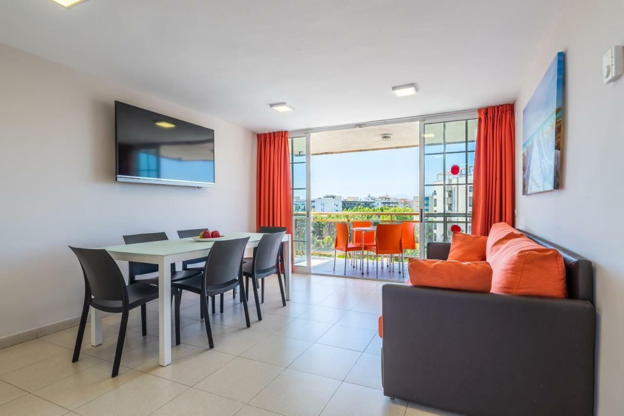 Rentalmar Navarra Family Suites Salou Exteriér fotografie